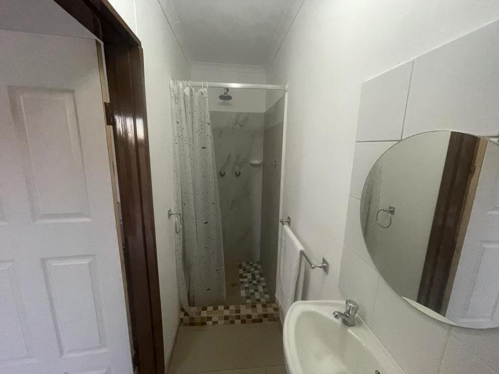 Sabrina Guesthouse Tsumeb Exterior photo